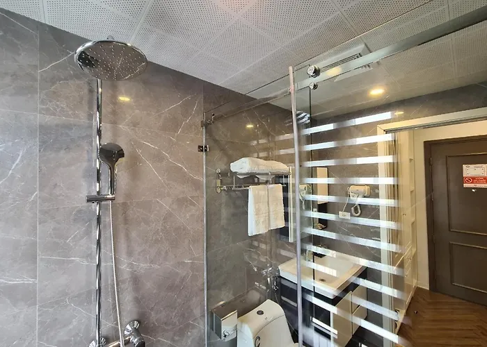 Hotel Khanh Linh Bai Chay Ha Long
