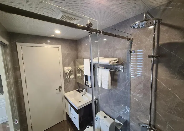 Hotel Khanh Linh Bai Chay *