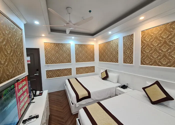 Khanh Linh Bai Chay Hotel *